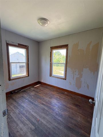 10323 Halsey Road, Grand Blanc, MI 48439