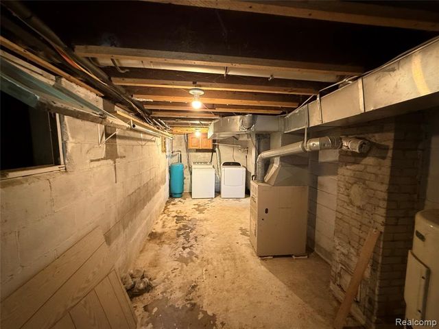 10323 Halsey Road, Grand Blanc, MI 48439