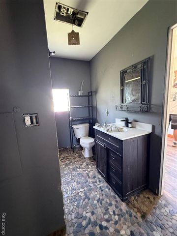 10323 Halsey Road, Grand Blanc, MI 48439