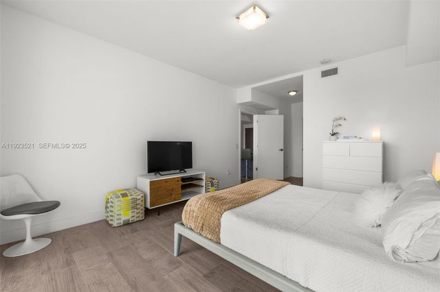 1080 Brickell Ave 3602, Miami, FL 33131