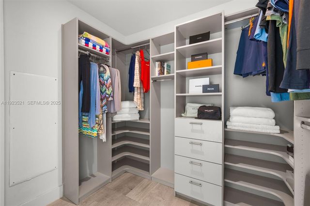 1080 Brickell Ave 3602, Miami, FL 33131