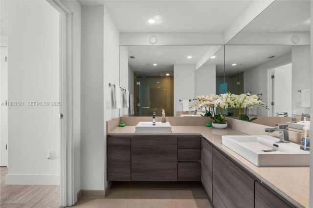 1080 Brickell Ave 3602, Miami, FL 33131