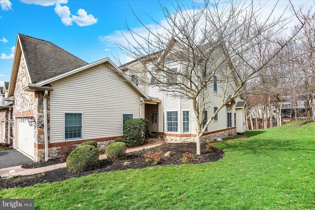 320 AUTUMN CHASE, Harrisburg, PA 17110