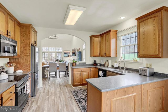 320 AUTUMN CHASE, Harrisburg, PA 17110