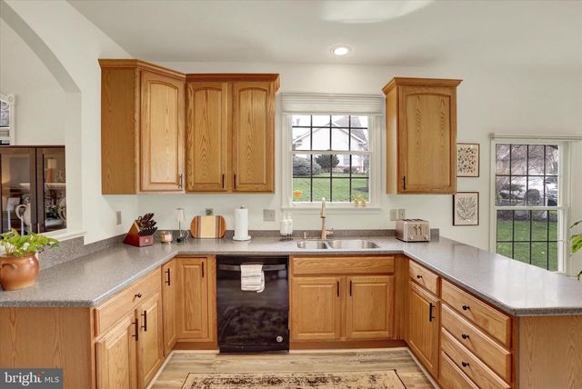 320 AUTUMN CHASE, Harrisburg, PA 17110