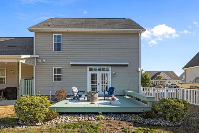 1807 Olde Farm Road, Morehead City, NC 28557