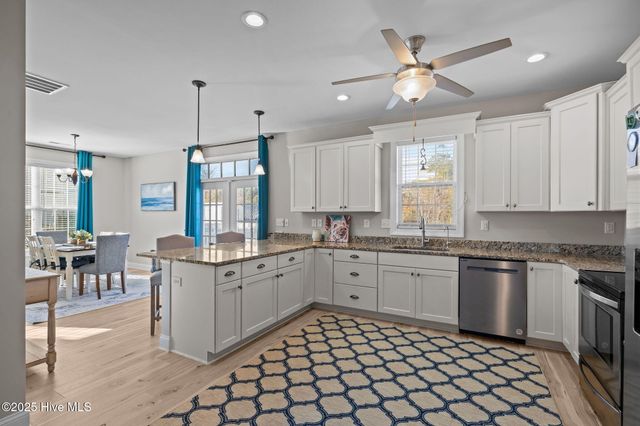 1807 Olde Farm Road, Morehead City, NC 28557