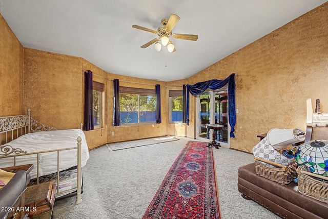 1978 E GREENWAY Road, Phoenix, AZ 85022