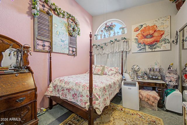 1978 E GREENWAY Road, Phoenix, AZ 85022