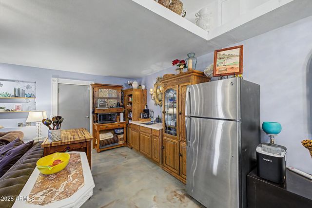 1978 E GREENWAY Road, Phoenix, AZ 85022