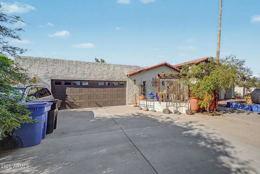 1978 E GREENWAY Road, Phoenix, AZ 85022 — exterior
