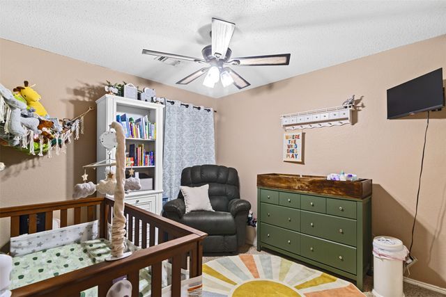 1054 Vaden Avenue, Burleson, TX 76028