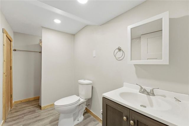 5408 W 72nd Street, Prairie Village, KS 66208