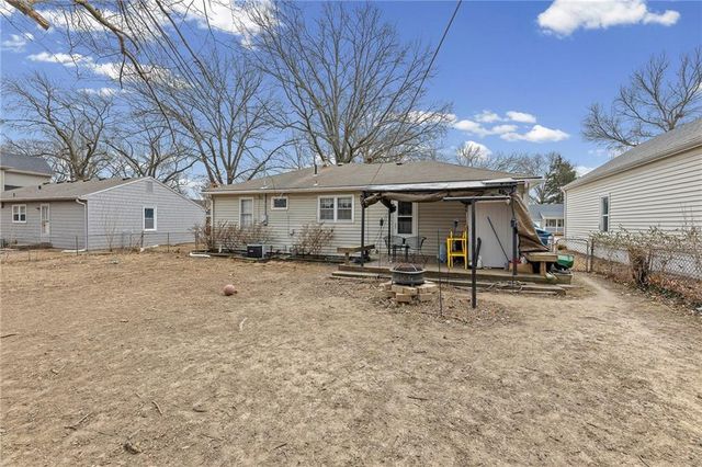 5408 W 72nd Street, Prairie Village, KS 66208