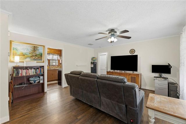 5408 W 72nd Street, Prairie Village, KS 66208