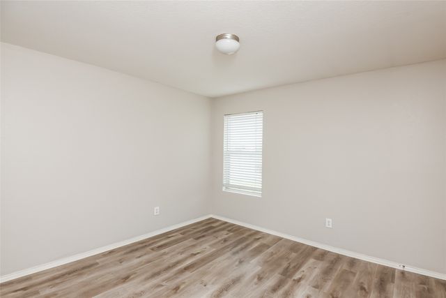1601 Queens Brook Lane, Fort Worth, TX 76140