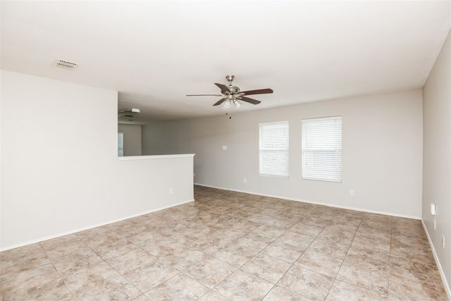 1601 Queens Brook Lane, Fort Worth, TX 76140
