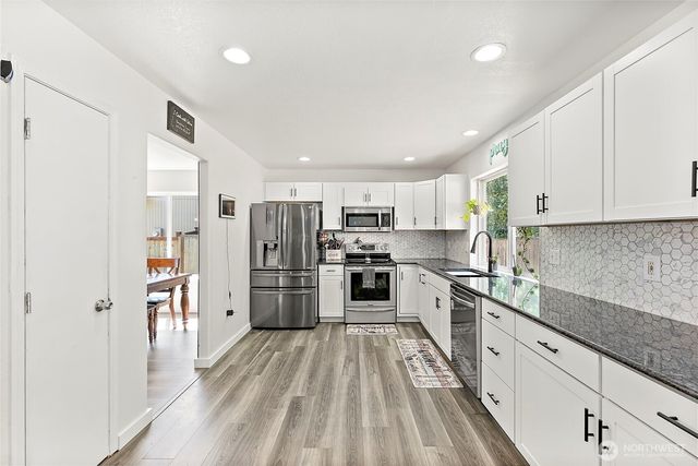 15037 105th Avenue SE, Yelm, WA 98597