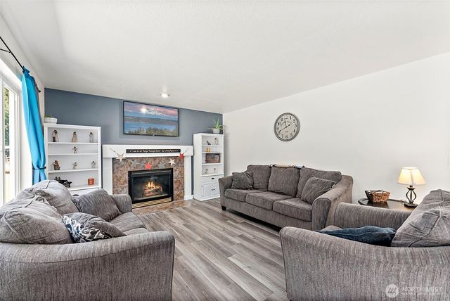 15037 105th Avenue SE, Yelm, WA 98597