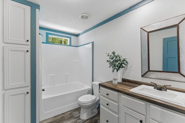 8501 Joy Rd, Mount Pleasant, TN 38474