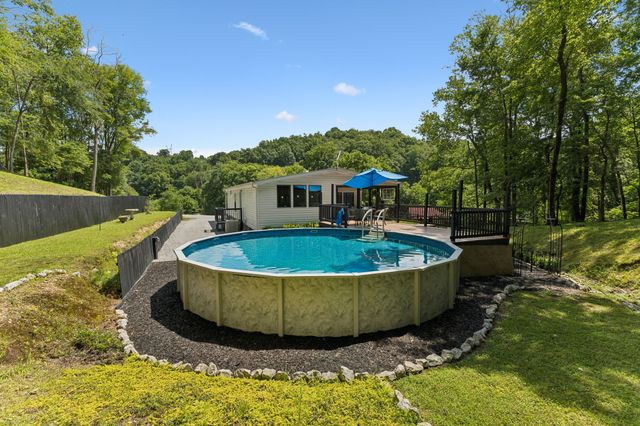 8501 Joy Rd, Mount Pleasant, TN 38474