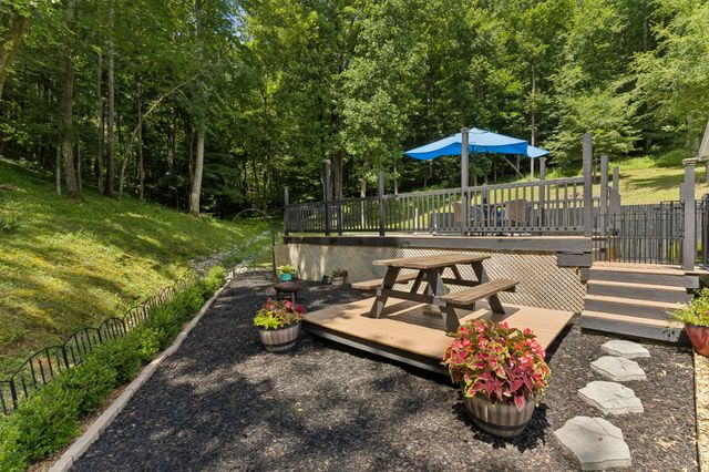 8501 Joy Rd, Mount Pleasant, TN 38474