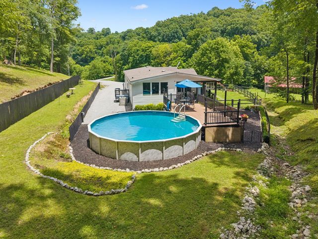 8501 Joy Rd, Mount Pleasant, TN 38474