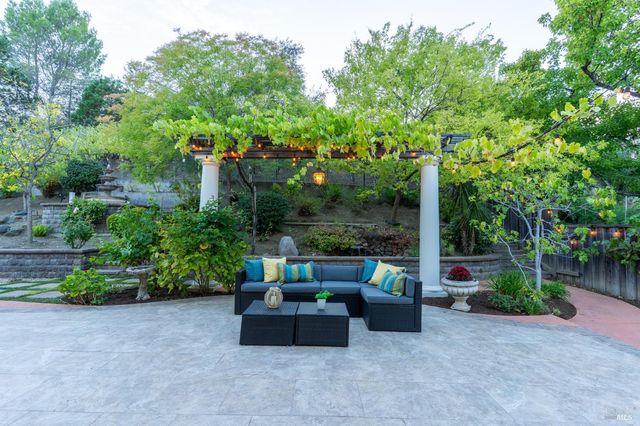 1125 Westview Dr, Napa, CA 94558