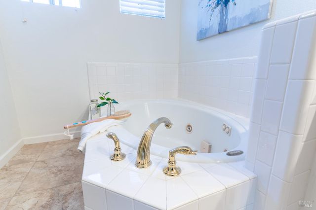 1125 Westview Dr, Napa, CA 94558