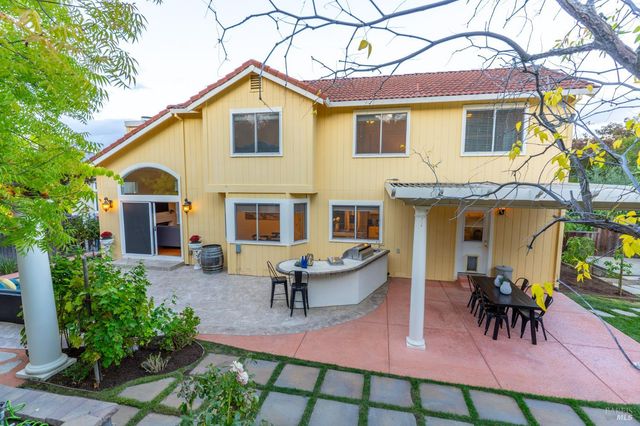 1125 Westview Dr, Napa, CA 94558