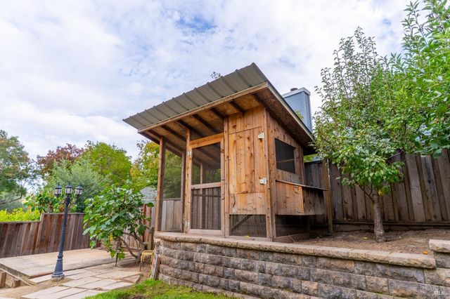 1125 Westview Dr, Napa, CA 94558