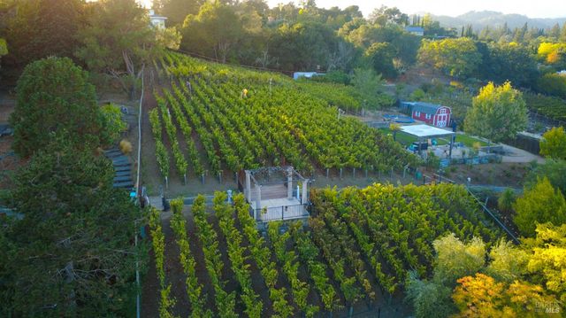 1125 Westview Dr, Napa, CA 94558