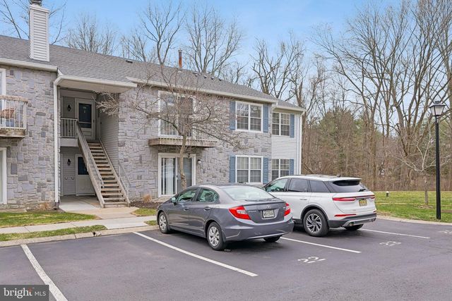 24 CORAL TREE CT, Lawrenceville, NJ 08648