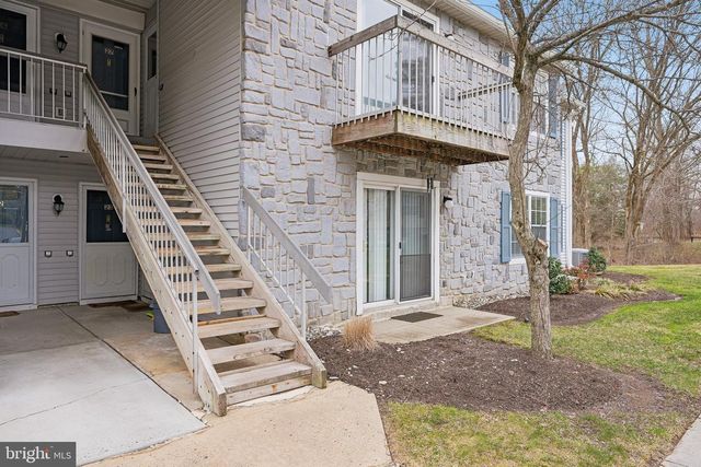 24 CORAL TREE CT, Lawrenceville, NJ 08648