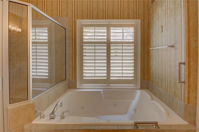 74 NE Cove Circle, Dawsonville, GA 30534