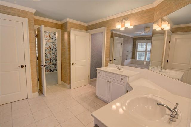 74 NE Cove Circle, Dawsonville, GA 30534