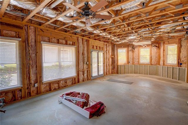 74 NE Cove Circle, Dawsonville, GA 30534