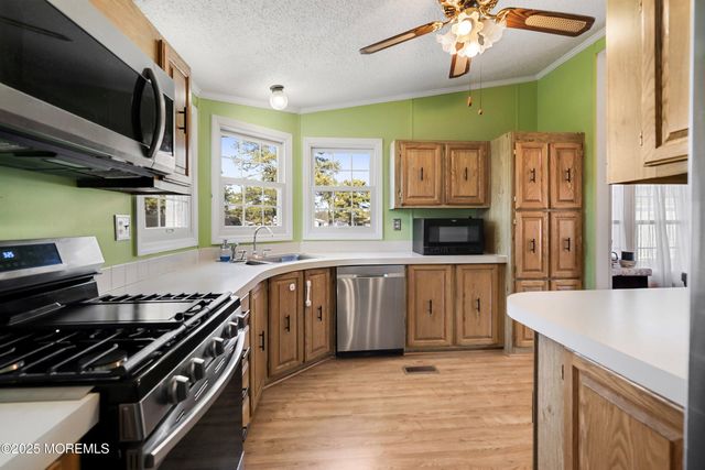 114 Briarwood Court, Whiting, NJ 08759