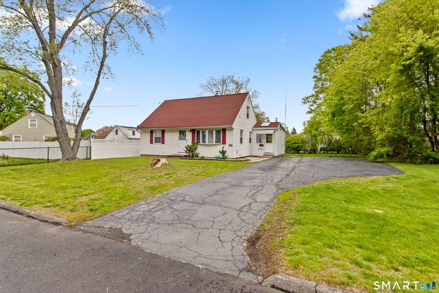 86 Bernside Drive, Bristol, CT 06010