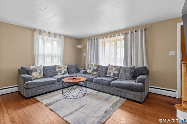 86 Bernside Drive, Bristol, CT 06010