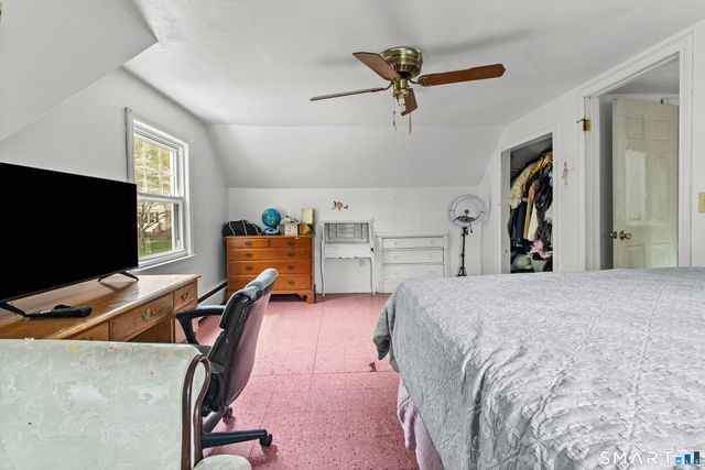 86 Bernside Drive, Bristol, CT 06010