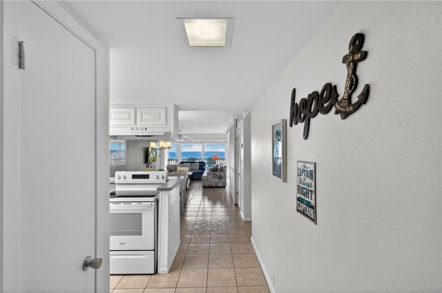 14810 Windward Dr 417, Corpus Christi, TX 78418