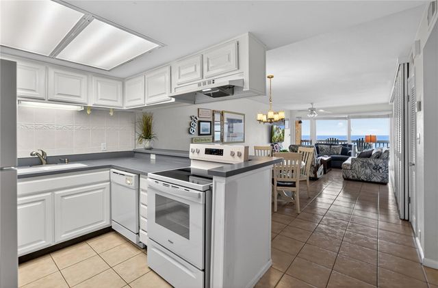14810 Windward Dr 417, Corpus Christi, TX 78418