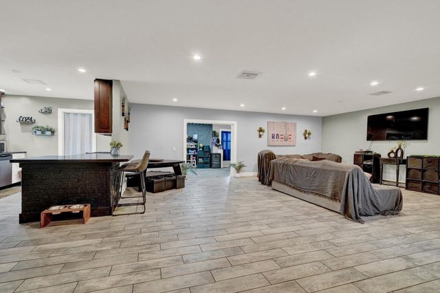 9599 SW 13th Place, Boca Raton, FL 33428