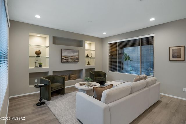 6794 W Cape Royal Place, Marana, AZ 85658