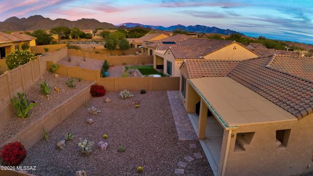 6794 W Cape Royal Place, Marana, AZ 85658