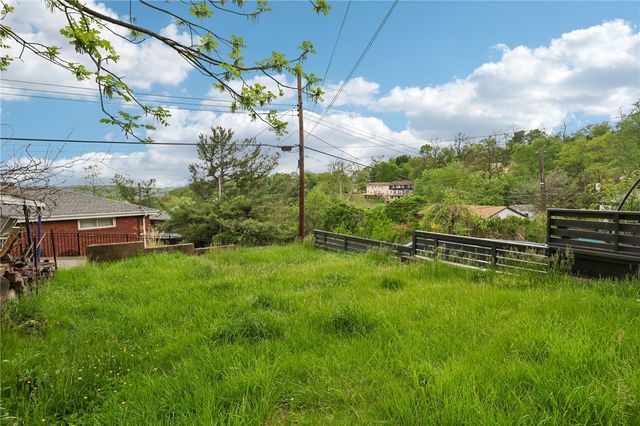 3075 Beechwood Blvd, Squirrel Hill, PA 15217