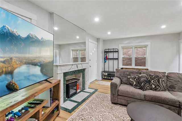 3075 Beechwood Blvd, Squirrel Hill, PA 15217