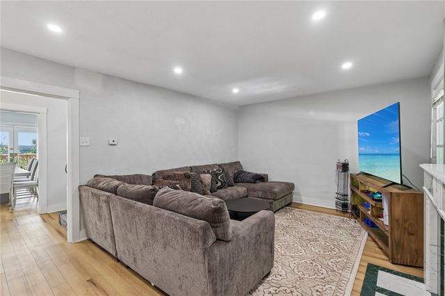 3075 Beechwood Blvd, Squirrel Hill, PA 15217