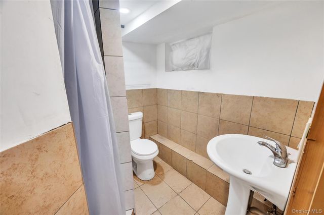 558 Midwood St, Brooklyn, NY 11203